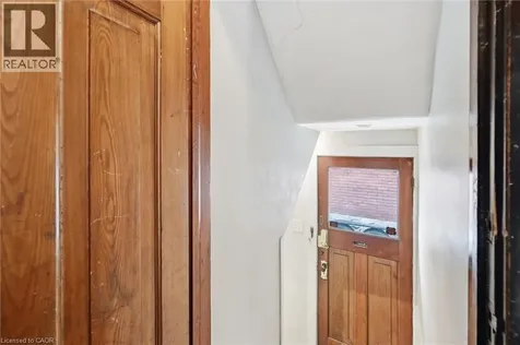 81 Carrick Avenue Hamilton ON L8M 2W4