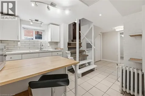 81 Carrick Avenue Hamilton ON L8M 2W4