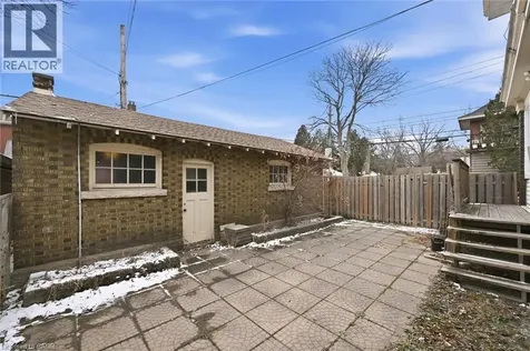 81 Carrick Avenue Hamilton ON L8M 2W4