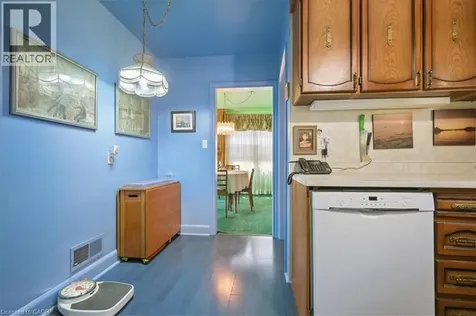 2117 Edinburgh Drive Burlington ON L7R 2C8