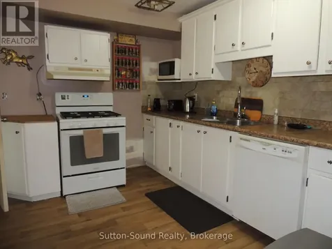 486 Elizabeth Street South Bruce Peninsula ON N0H 1P0