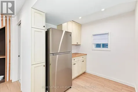 40 Market Street Collingwood ON L9Y 3M6