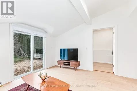 40 Market Street Collingwood ON L9Y 3M6