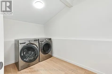 40 Market Street Collingwood ON L9Y 3M6