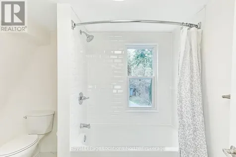 40 Market Street Collingwood ON L9Y 3M6