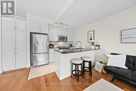 78 Holmwood Avenue Ottawa ON K1S 2P1