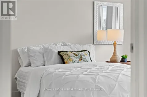 78 Holmwood Avenue Ottawa ON K1S 2P1