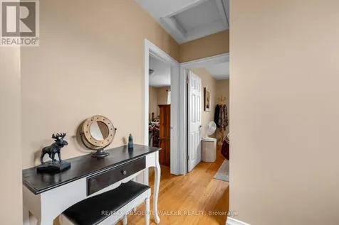 144 Viewmount Drive Ottawa ON K2G 3B7