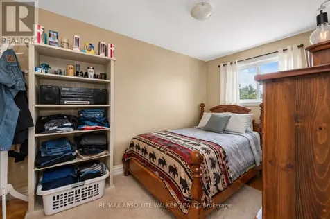 144 Viewmount Drive Ottawa ON K2G 3B7