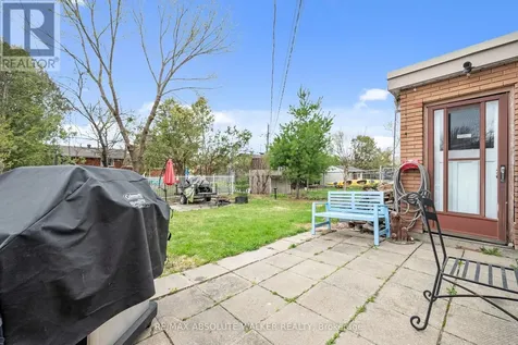 144 Viewmount Drive Ottawa ON K2G 3B7