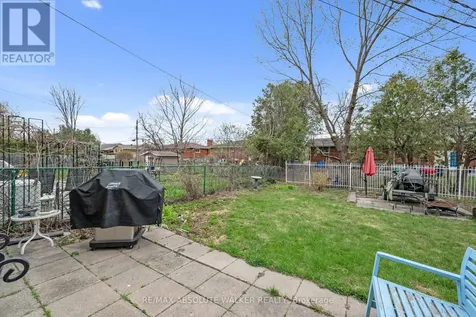 144 Viewmount Drive Ottawa ON K2G 3B7