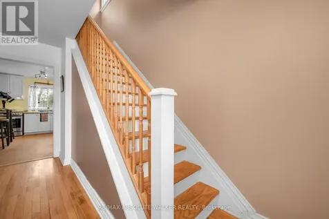 144 Viewmount Drive Ottawa ON K2G 3B7