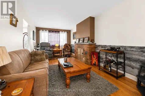 144 Viewmount Drive Ottawa ON K2G 3B7