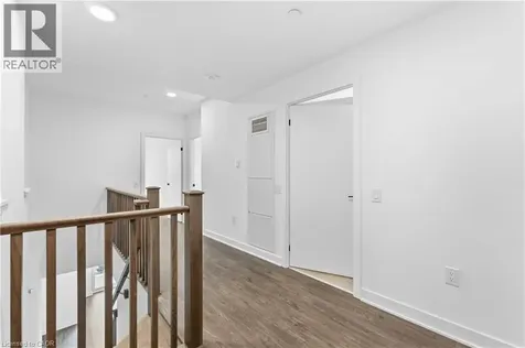 2782 Barton Street East Hamilton ON L8E 2J8