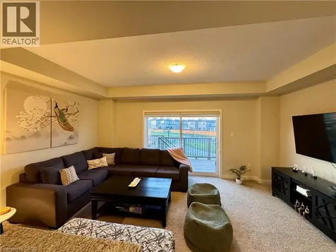 897 Robert Ferrie Drive Kitchener ON N2R 0P2