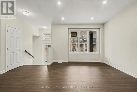 83 Ryan Reynolds Way Ottawa ON K4A 5T4