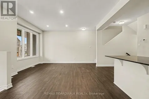 83 Ryan Reynolds Way Ottawa ON K4A 5T4