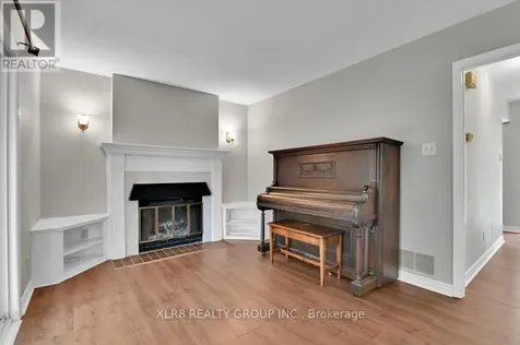 12 John Sidney Crescent Ottawa ON K2S 1J7