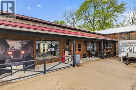 425 Park West Avenue Chatham ON N7M 1W6
