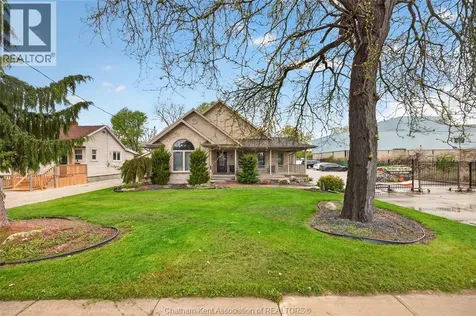 425 Park West Avenue Chatham ON N7M 1W6