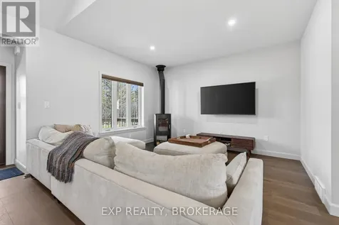 9304 Perth Road Rideau Lakes ON K0G 1X0