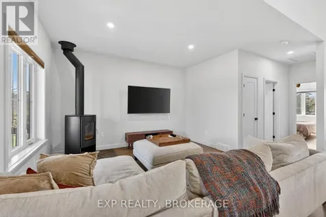 9304 Perth Road Rideau Lakes ON K0G 1X0