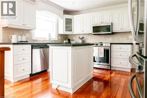 1577 Old Spar Court Mississauga ON L5J 1B4
