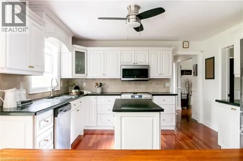 1577 Old Spar Court Mississauga ON L5J 1B4