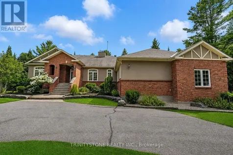 36 Sawgrass Circle Ottawa ON K0A 1B0