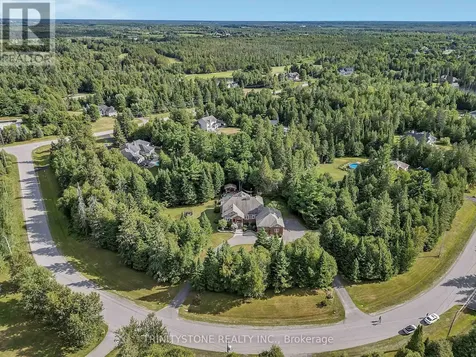 36 Sawgrass Circle Ottawa ON K0A 1B0