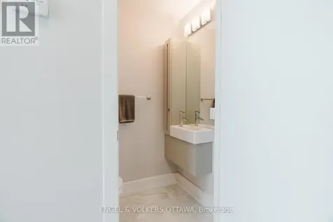 197 Lisgar Street Ottawa ON K2P 0C3