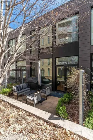 197 Lisgar Street Ottawa ON K2P 0C3