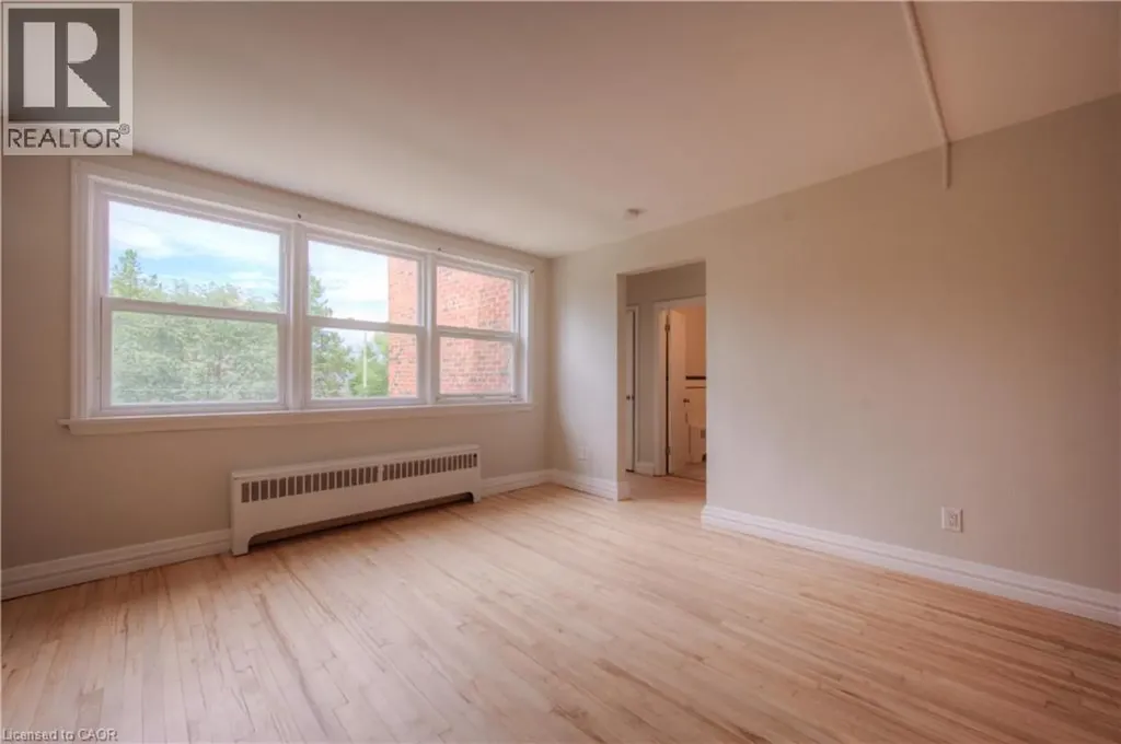 141 Chapel Street Kitchener ON N2H 2T6