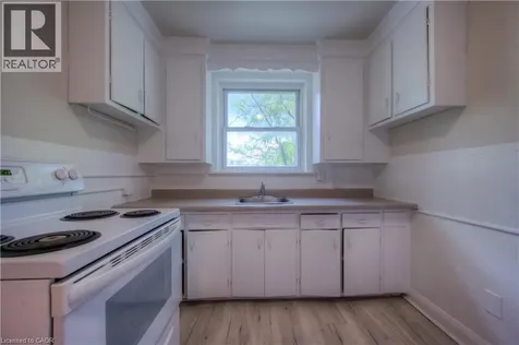 141 Chapel Street Kitchener ON N2H 2T6