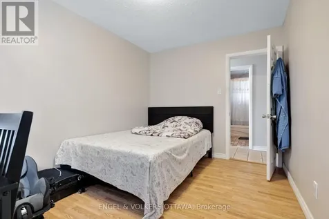 1311 S Avenue Ottawa ON K1G 0C4
