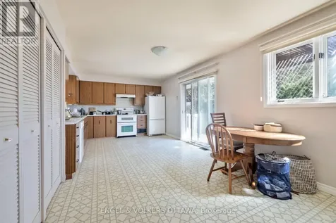 1311 S Avenue Ottawa ON K1G 0C4