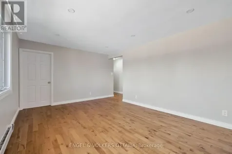 1311 S Avenue Ottawa ON K1G 0C4