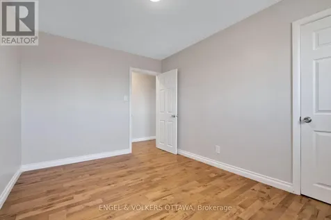 1311 S Avenue Ottawa ON K1G 0C4