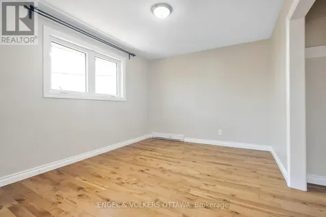 1311 S Avenue Ottawa ON K1G 0C4