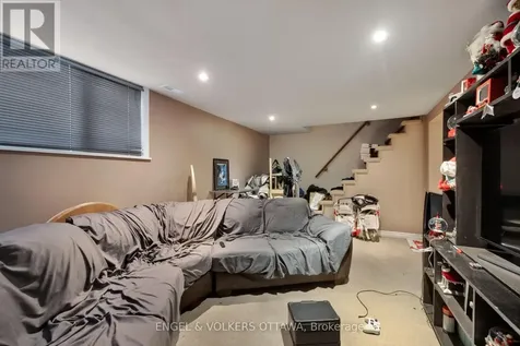 1311 S Avenue Ottawa ON K1G 0C4