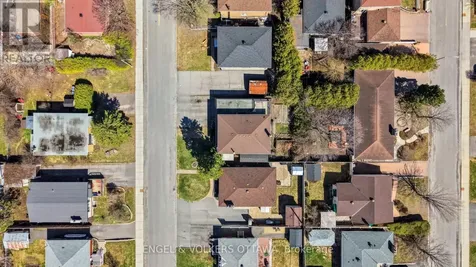 1311 S Avenue Ottawa ON K1G 0C4