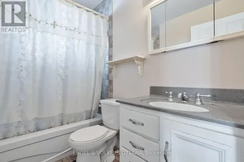 1311 S Avenue Ottawa ON K1G 0C4
