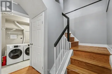 606 Tanguay Court Ottawa ON K2L 3X3