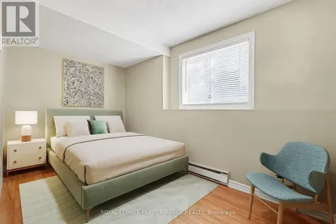 606 Tanguay Court Ottawa ON K2L 3X3