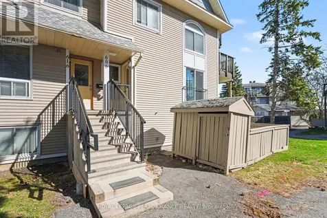606 Tanguay Court Ottawa ON K2L 3X3