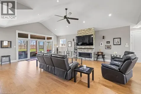 3265 Mountain Road Beamsville ON L0R 1B2