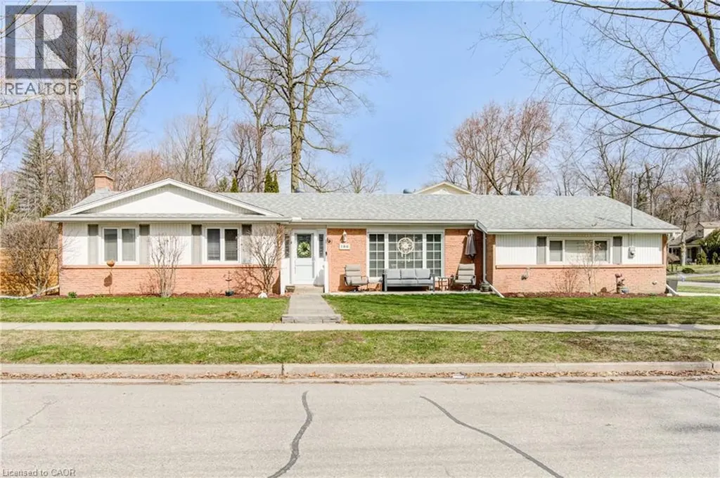 186 Shuh Avenue Kitchener ON N2A 1H6