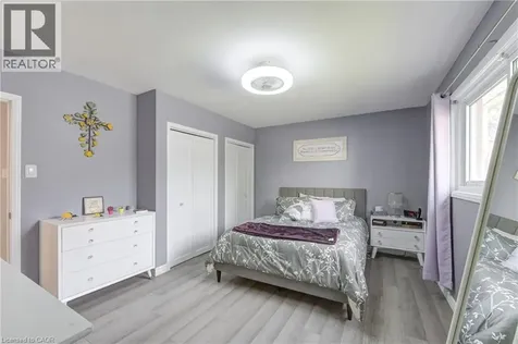 186 Shuh Avenue Kitchener ON N2A 1H6