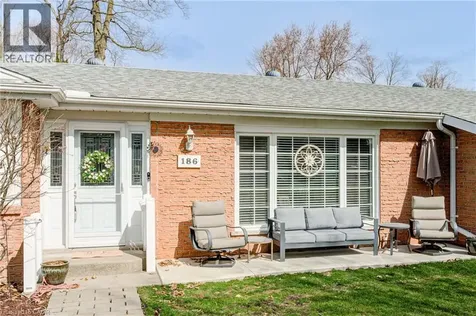 186 Shuh Avenue Kitchener ON N2A 1H6