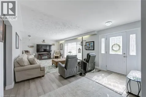 186 Shuh Avenue Kitchener ON N2A 1H6